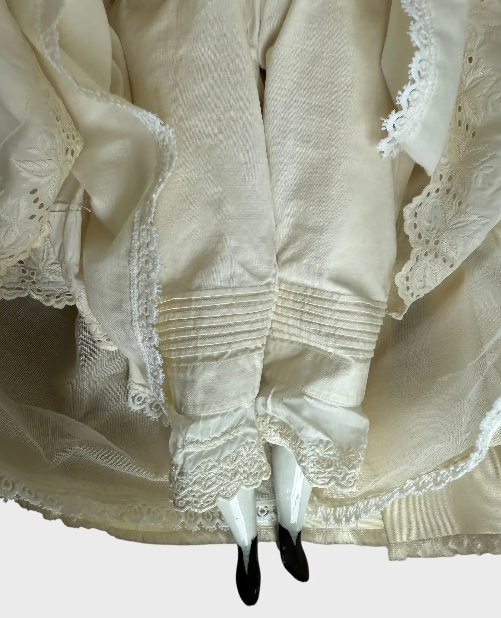 Rare Early China Head Doll w Spit Curls on Side, Comb and Snood